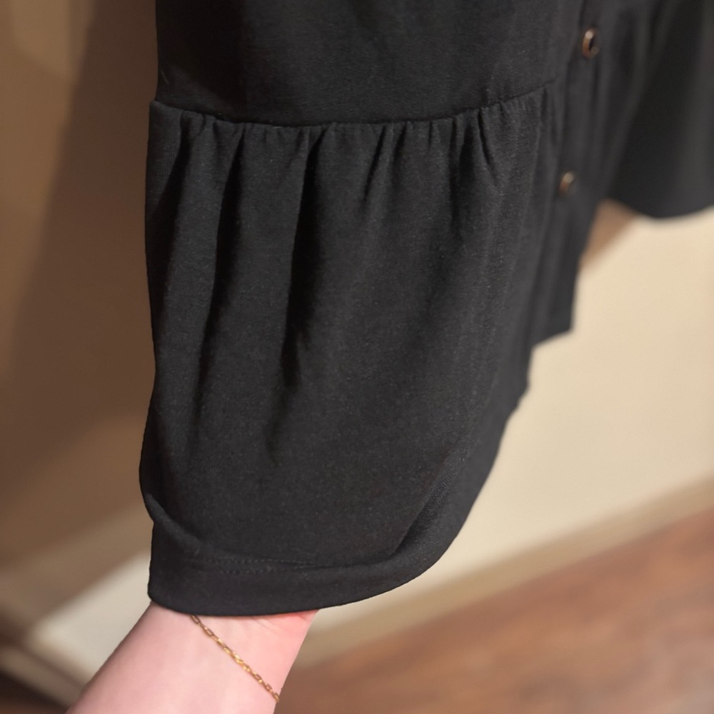 🖤 LOFT Black Long Sleeve Tiered Ruffle Dress – Petite 6 (NWT) - Picture 7 of 10